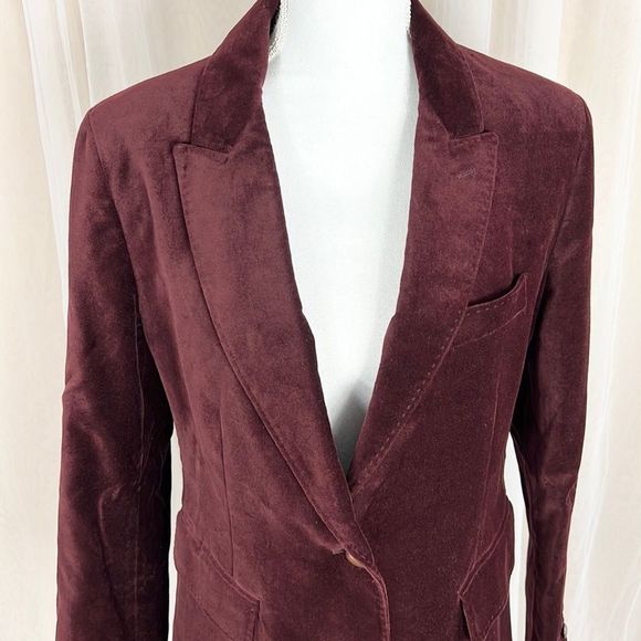 Uniqlo X Ines De La Fressange burgundy velvet blazer - Picture 3 of 9